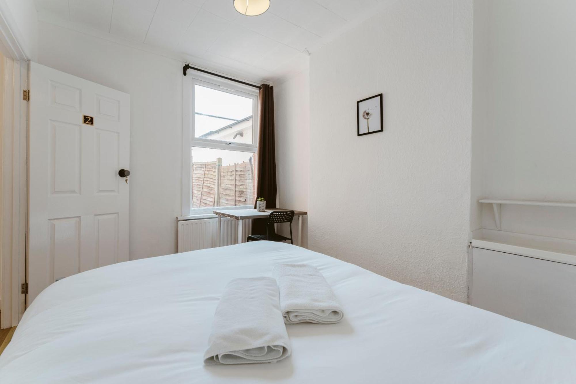 Manor House Great Rooms To Stay London Exterior photo